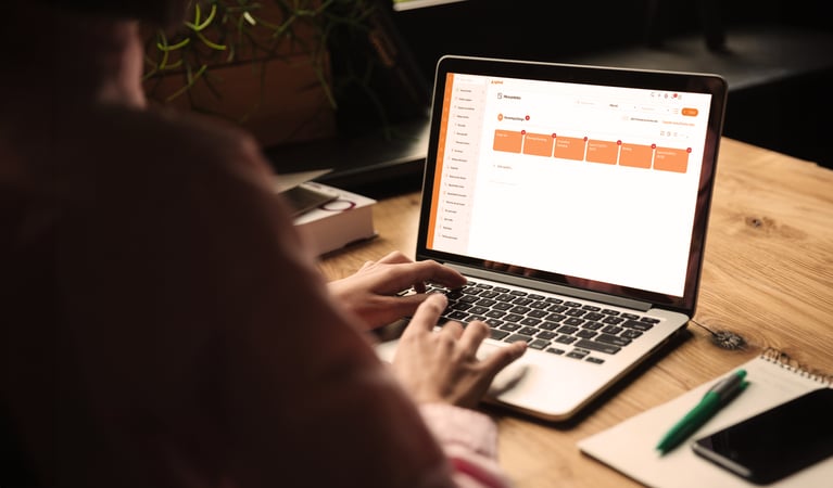 Sete motivos para adotar uma plataforma de gestão operacional