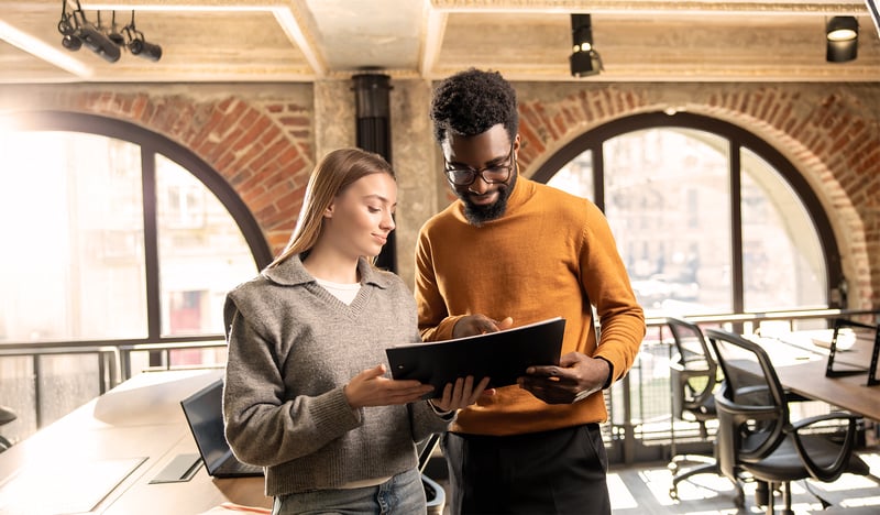 Como funciona a gestão centralizada de atividades e tarefas?